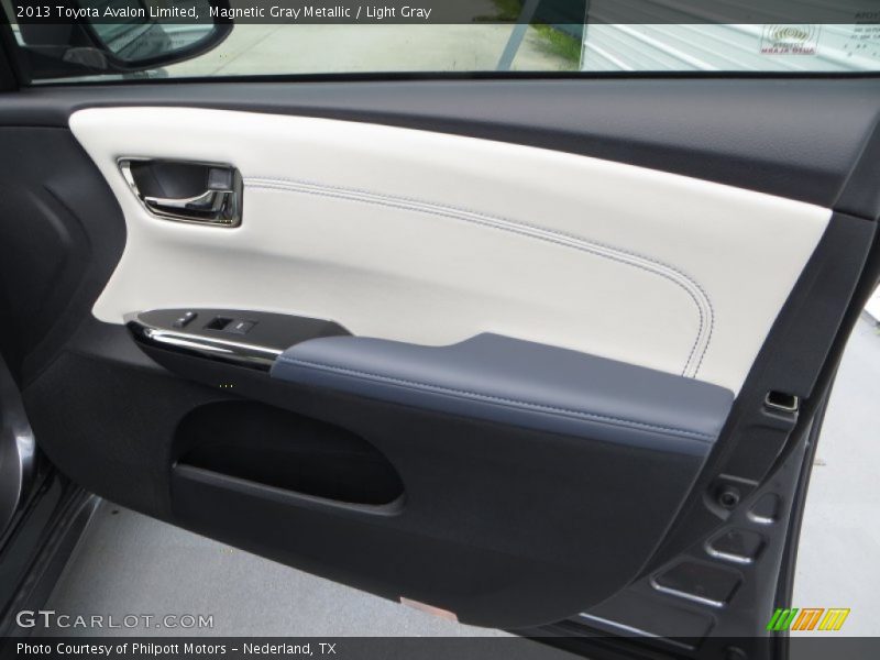 Magnetic Gray Metallic / Light Gray 2013 Toyota Avalon Limited