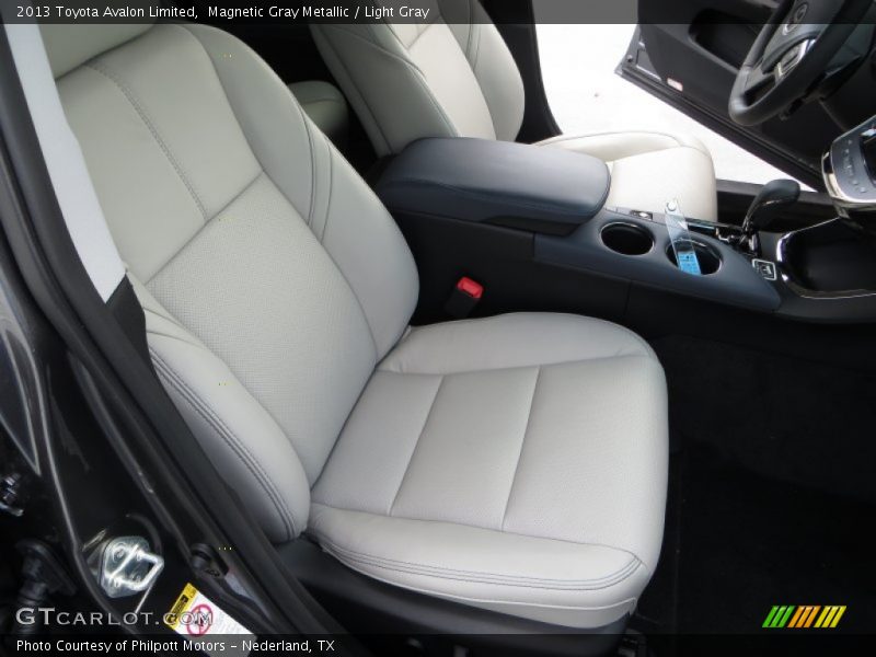 Magnetic Gray Metallic / Light Gray 2013 Toyota Avalon Limited