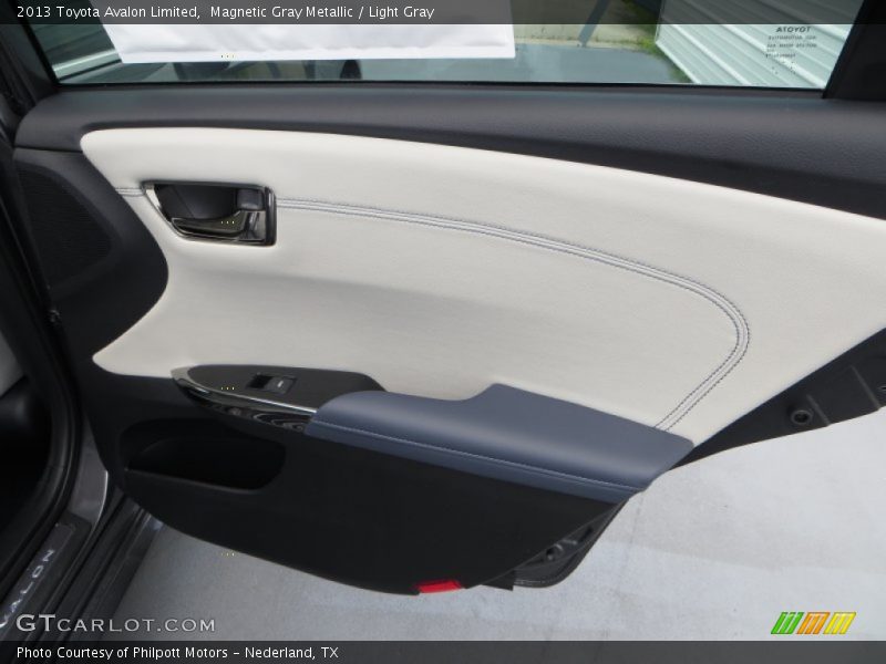 Magnetic Gray Metallic / Light Gray 2013 Toyota Avalon Limited