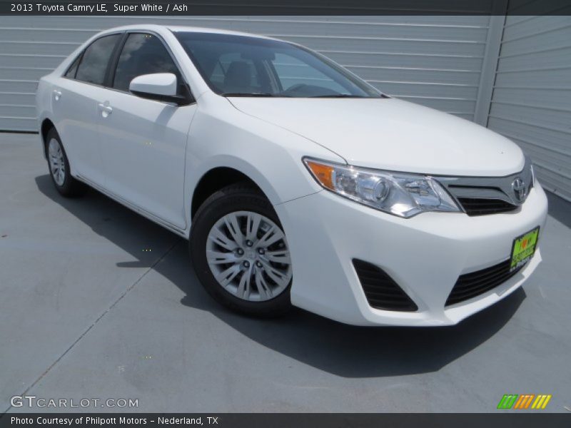 Super White / Ash 2013 Toyota Camry LE
