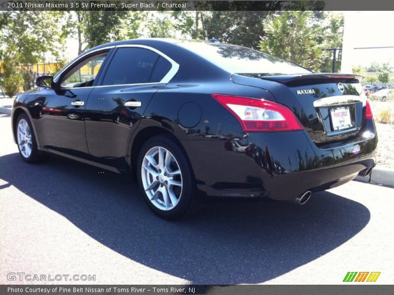 Super Black / Charcoal 2011 Nissan Maxima 3.5 SV Premium