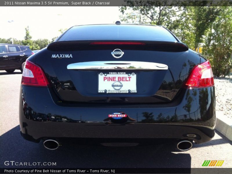 Super Black / Charcoal 2011 Nissan Maxima 3.5 SV Premium