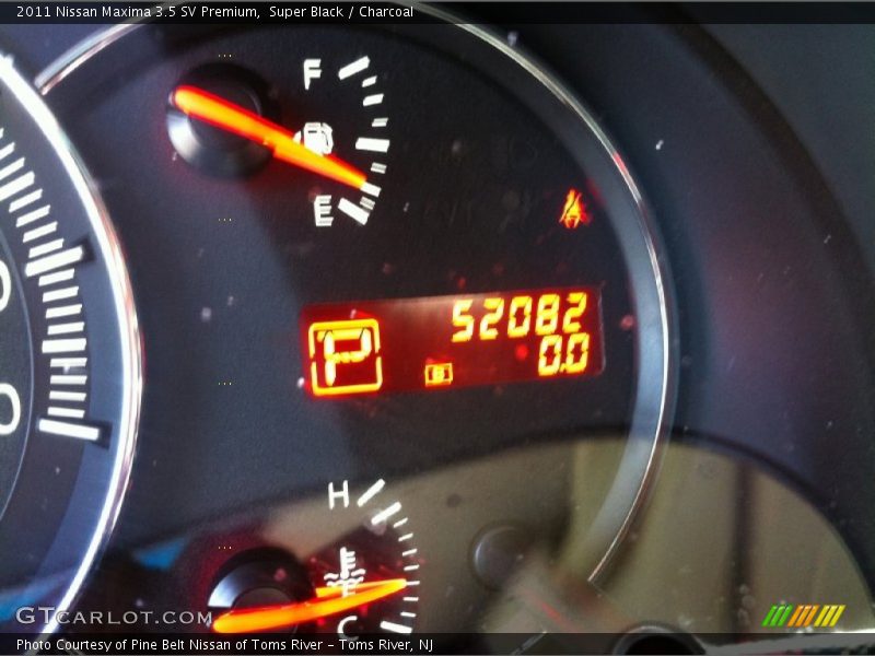 Super Black / Charcoal 2011 Nissan Maxima 3.5 SV Premium
