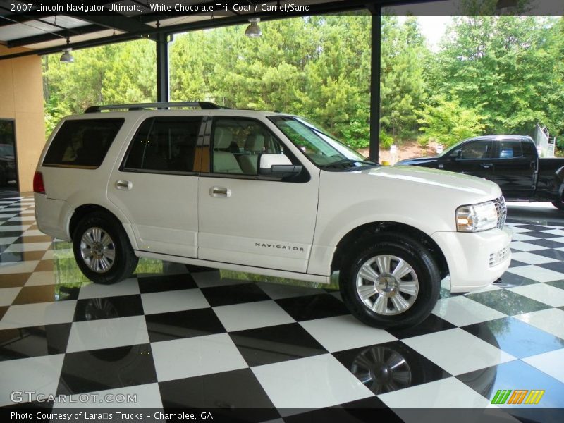 White Chocolate Tri-Coat / Camel/Sand 2007 Lincoln Navigator Ultimate