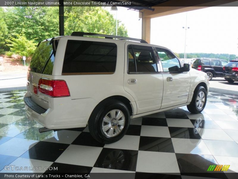 White Chocolate Tri-Coat / Camel/Sand 2007 Lincoln Navigator Ultimate
