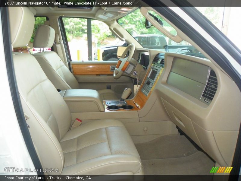 White Chocolate Tri-Coat / Camel/Sand 2007 Lincoln Navigator Ultimate