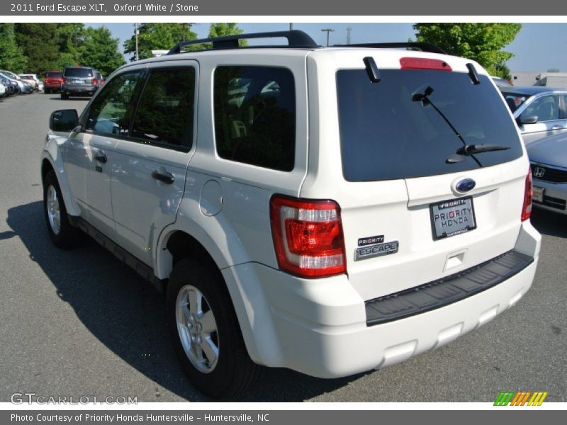 Oxford White / Stone 2011 Ford Escape XLT