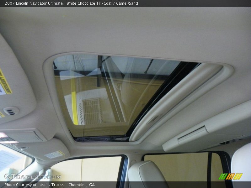 White Chocolate Tri-Coat / Camel/Sand 2007 Lincoln Navigator Ultimate