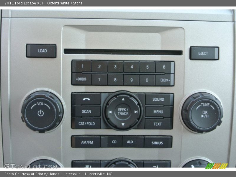 Oxford White / Stone 2011 Ford Escape XLT
