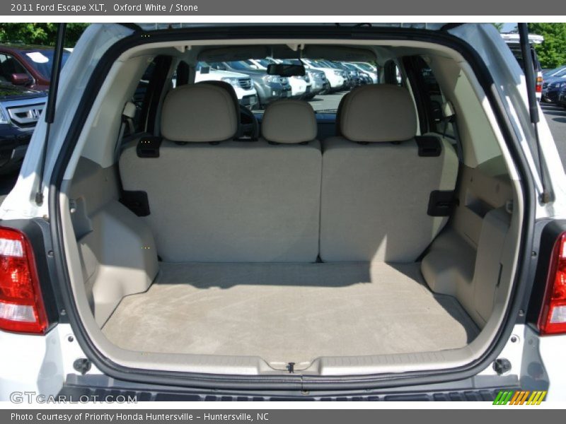 Oxford White / Stone 2011 Ford Escape XLT