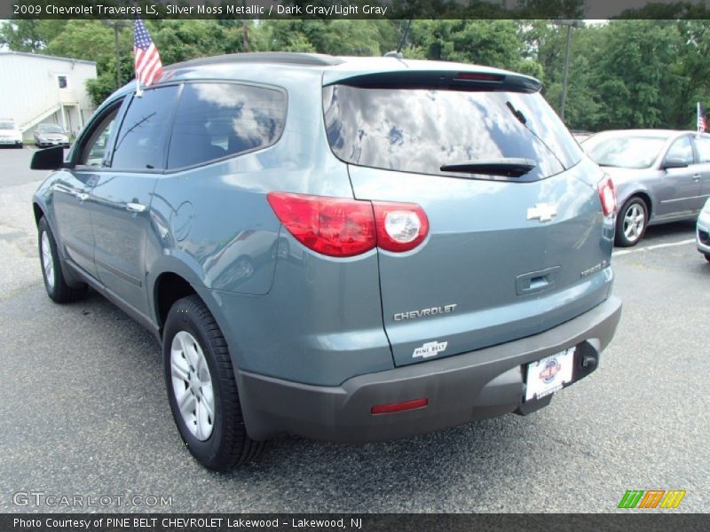 Silver Moss Metallic / Dark Gray/Light Gray 2009 Chevrolet Traverse LS