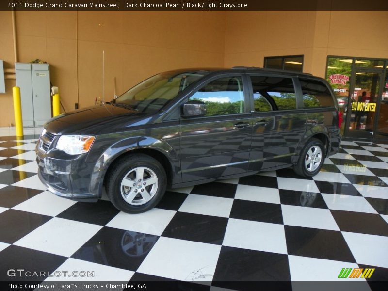 Dark Charcoal Pearl / Black/Light Graystone 2011 Dodge Grand Caravan Mainstreet