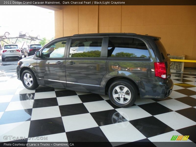 Dark Charcoal Pearl / Black/Light Graystone 2011 Dodge Grand Caravan Mainstreet