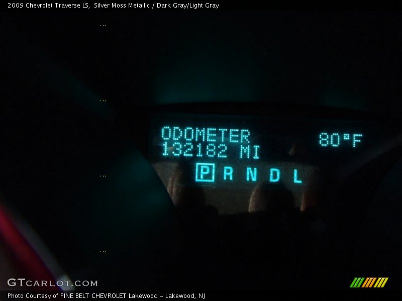 Silver Moss Metallic / Dark Gray/Light Gray 2009 Chevrolet Traverse LS
