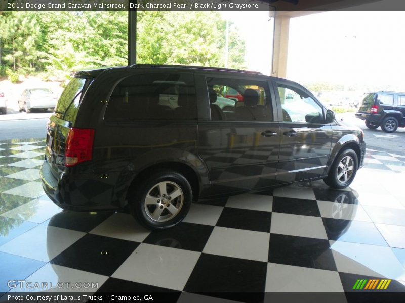 Dark Charcoal Pearl / Black/Light Graystone 2011 Dodge Grand Caravan Mainstreet