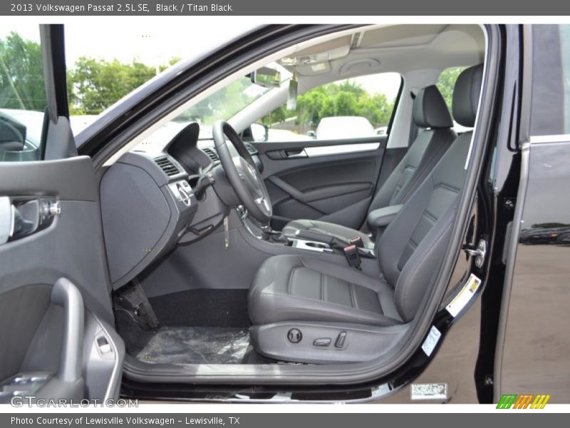 Black / Titan Black 2013 Volkswagen Passat 2.5L SE