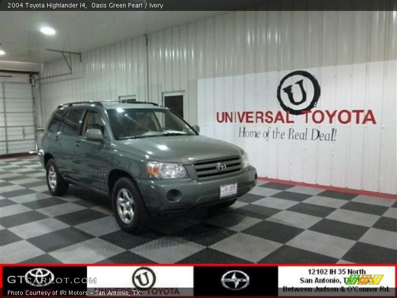 Oasis Green Pearl / Ivory 2004 Toyota Highlander I4