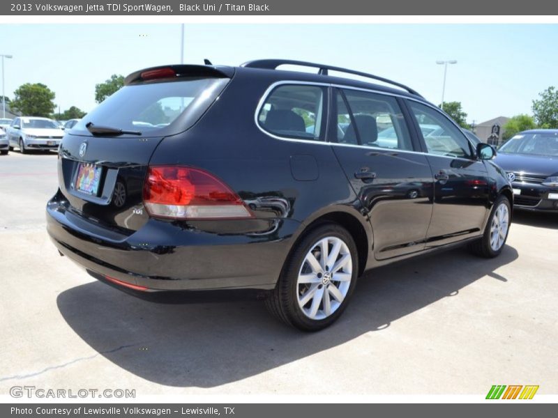 Black Uni / Titan Black 2013 Volkswagen Jetta TDI SportWagen