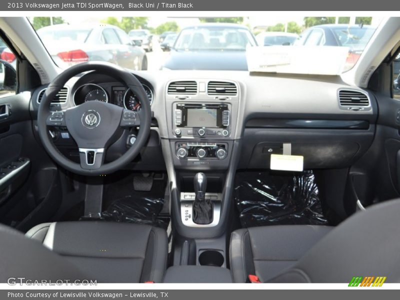 Black Uni / Titan Black 2013 Volkswagen Jetta TDI SportWagen