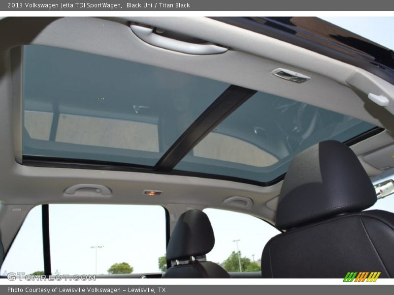 Black Uni / Titan Black 2013 Volkswagen Jetta TDI SportWagen