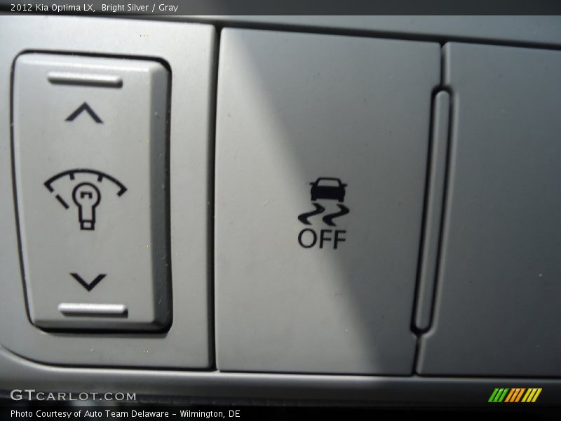 Bright Silver / Gray 2012 Kia Optima LX
