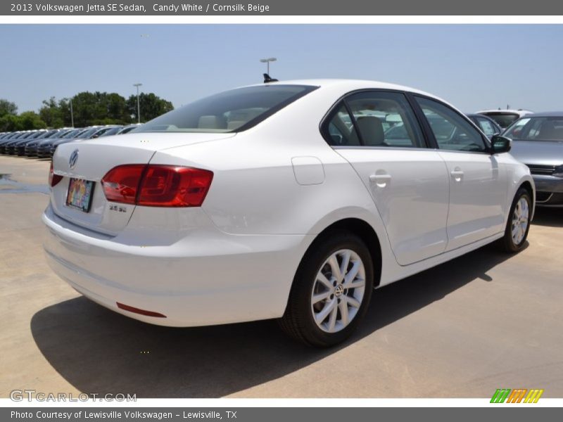 Candy White / Cornsilk Beige 2013 Volkswagen Jetta SE Sedan