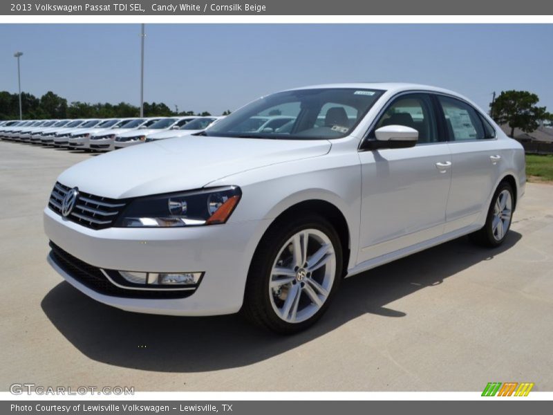 Candy White / Cornsilk Beige 2013 Volkswagen Passat TDI SEL