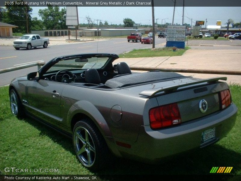 Mineral Grey Metallic / Dark Charcoal 2005 Ford Mustang V6 Premium Convertible