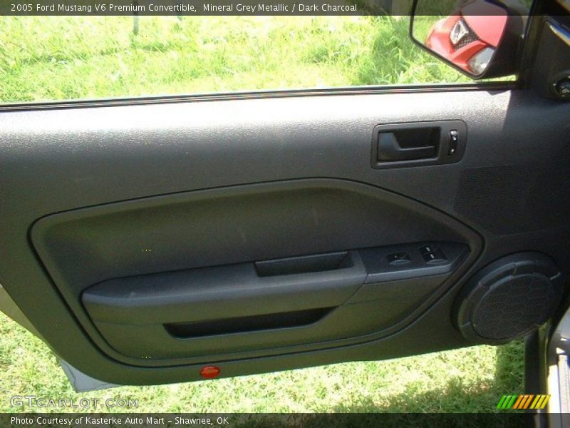 Mineral Grey Metallic / Dark Charcoal 2005 Ford Mustang V6 Premium Convertible
