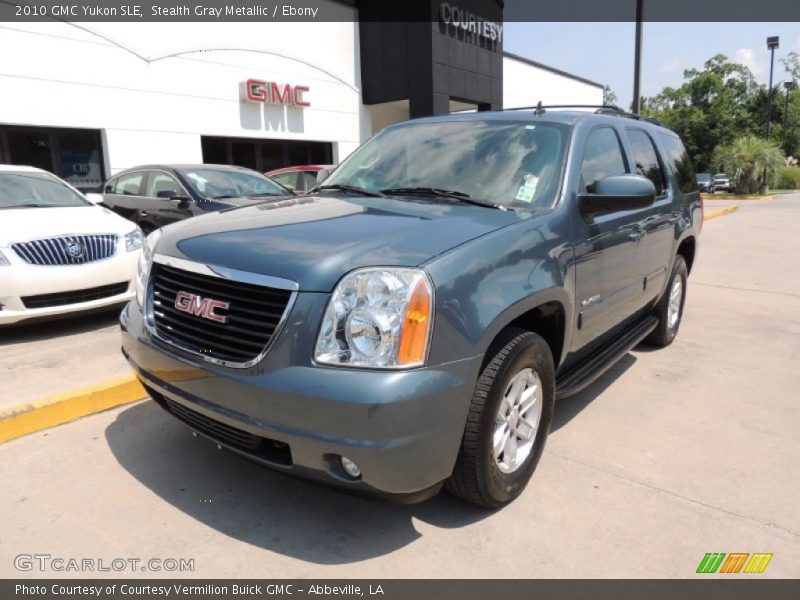Stealth Gray Metallic / Ebony 2010 GMC Yukon SLE