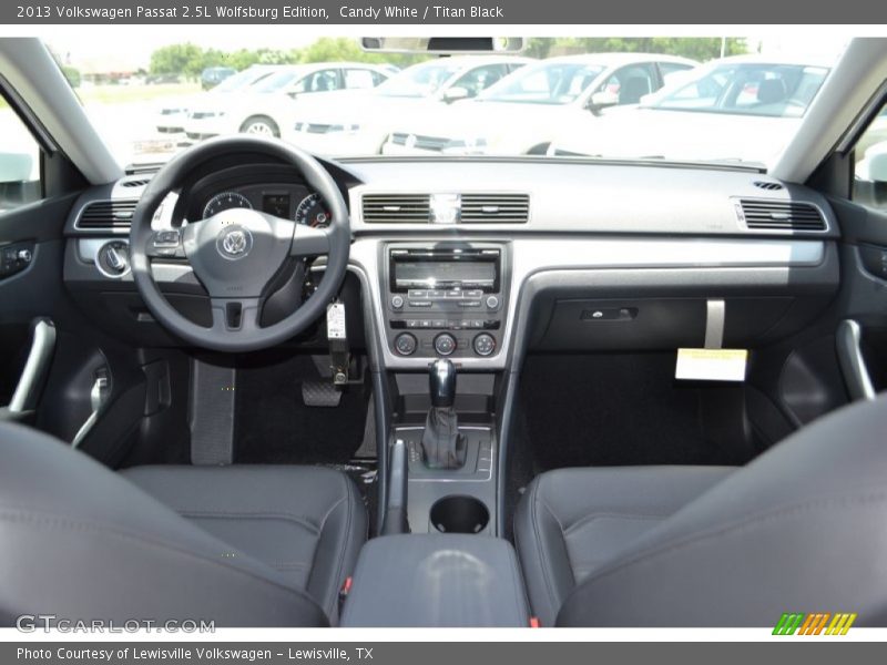Candy White / Titan Black 2013 Volkswagen Passat 2.5L Wolfsburg Edition