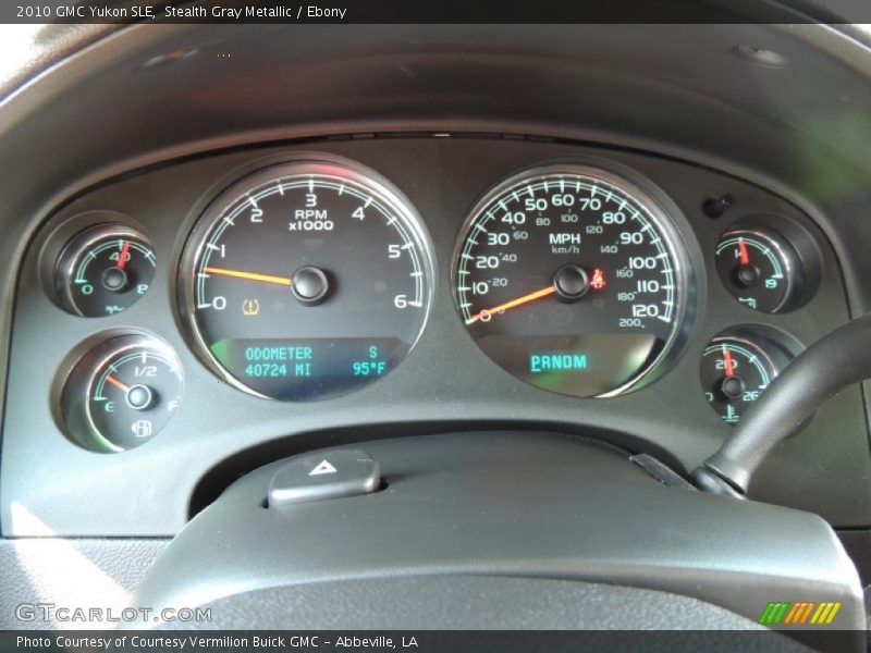 Stealth Gray Metallic / Ebony 2010 GMC Yukon SLE