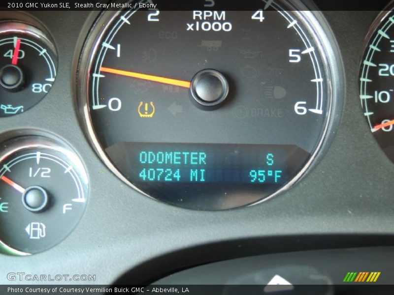 Stealth Gray Metallic / Ebony 2010 GMC Yukon SLE