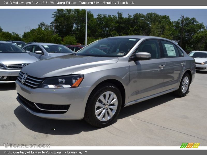 Tungsten Silver Metallic / Titan Black 2013 Volkswagen Passat 2.5L Wolfsburg Edition