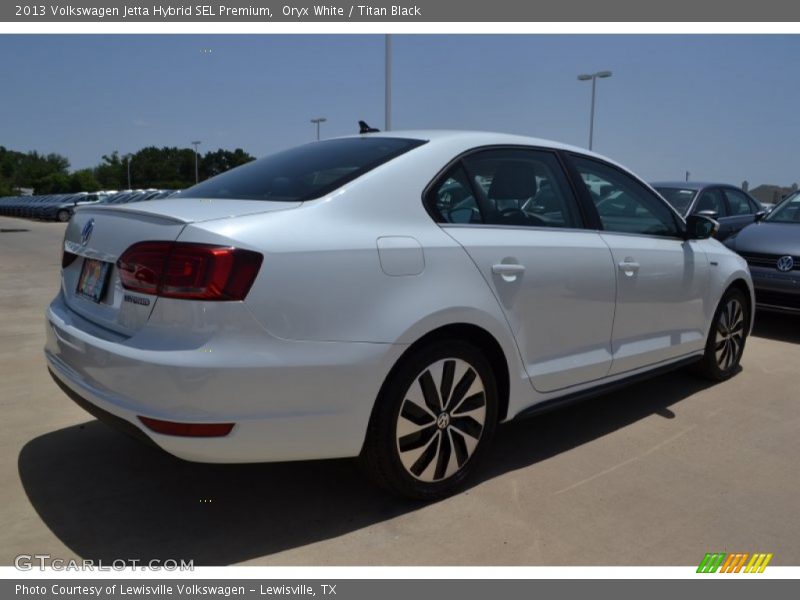 Oryx White / Titan Black 2013 Volkswagen Jetta Hybrid SEL Premium