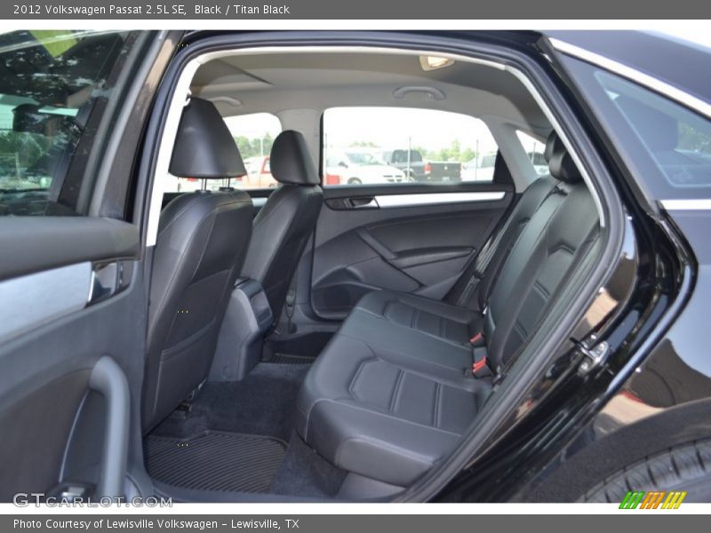Black / Titan Black 2012 Volkswagen Passat 2.5L SE