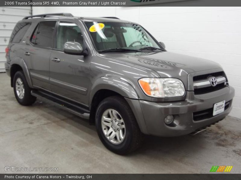 Phantom Gray Pearl / Light Charcoal 2006 Toyota Sequoia SR5 4WD