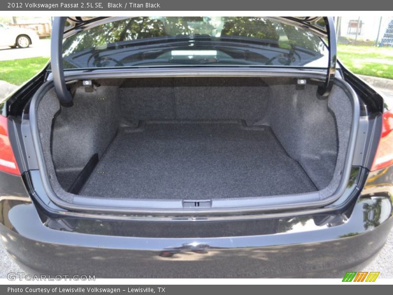 Black / Titan Black 2012 Volkswagen Passat 2.5L SE