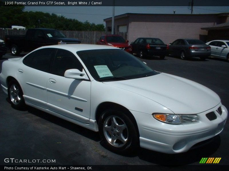  1998 Grand Prix GTP Sedan Bright White