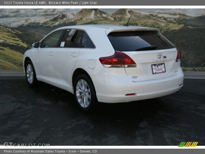 Blizzard White Pearl / Light Gray 2013 Toyota Venza LE AWD