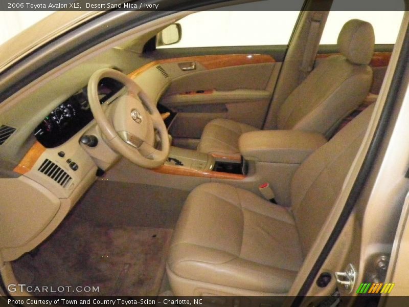 Desert Sand Mica / Ivory 2006 Toyota Avalon XLS