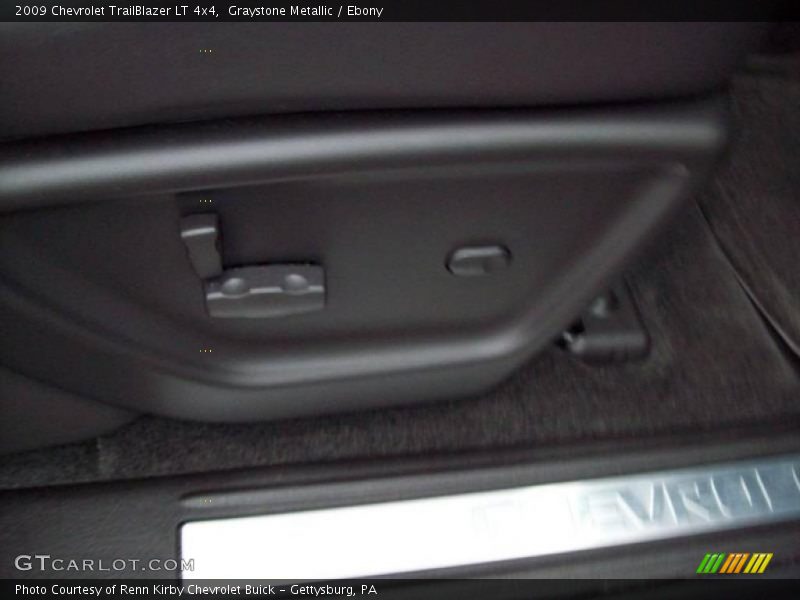 Graystone Metallic / Ebony 2009 Chevrolet TrailBlazer LT 4x4