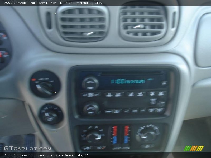 Dark Cherry Metallic / Gray 2009 Chevrolet TrailBlazer LT 4x4