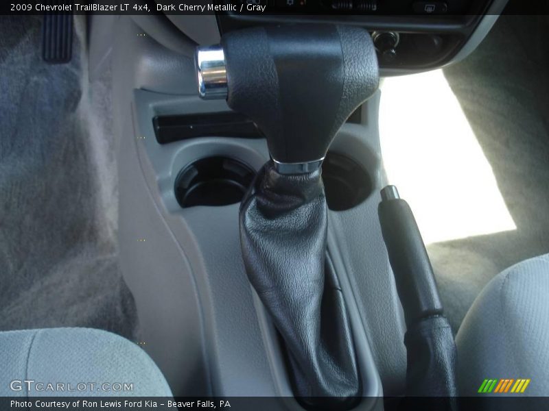 Dark Cherry Metallic / Gray 2009 Chevrolet TrailBlazer LT 4x4