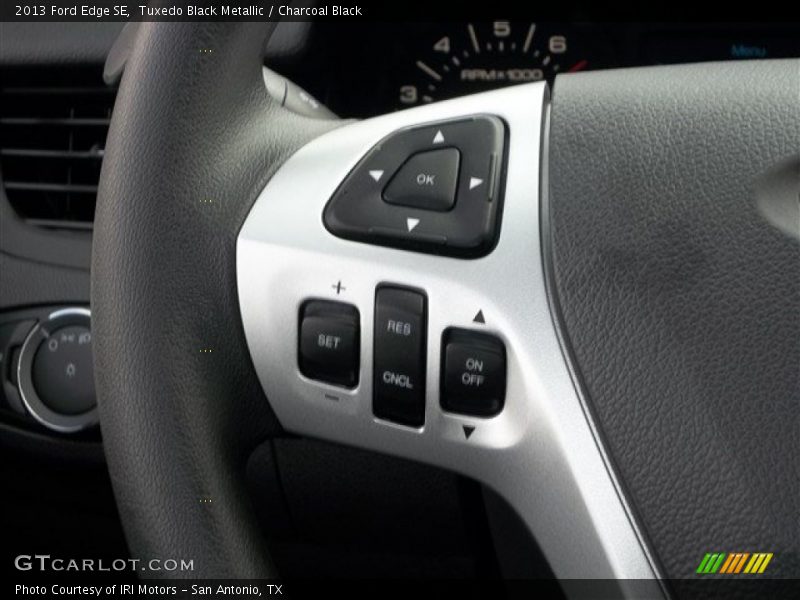 Tuxedo Black Metallic / Charcoal Black 2013 Ford Edge SE