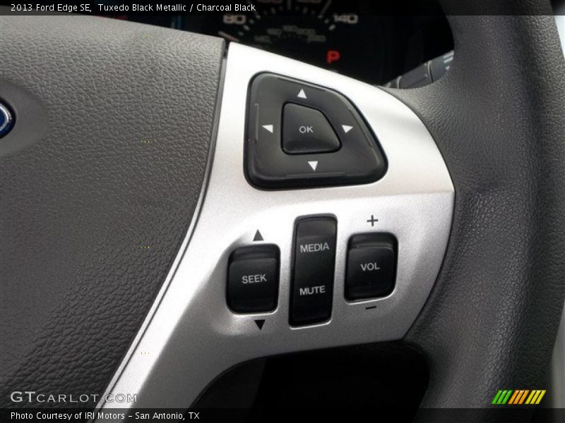 Tuxedo Black Metallic / Charcoal Black 2013 Ford Edge SE