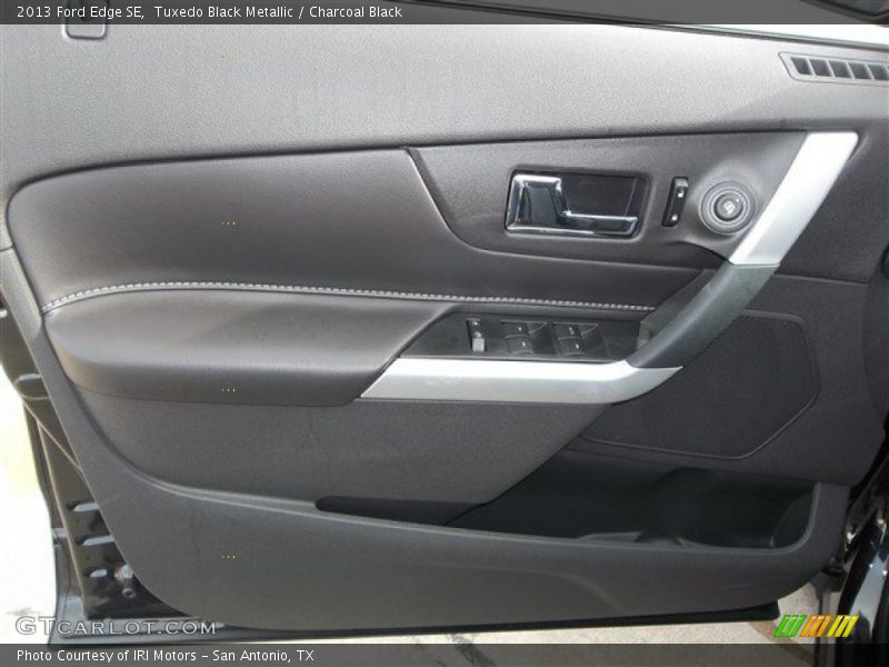 Tuxedo Black Metallic / Charcoal Black 2013 Ford Edge SE