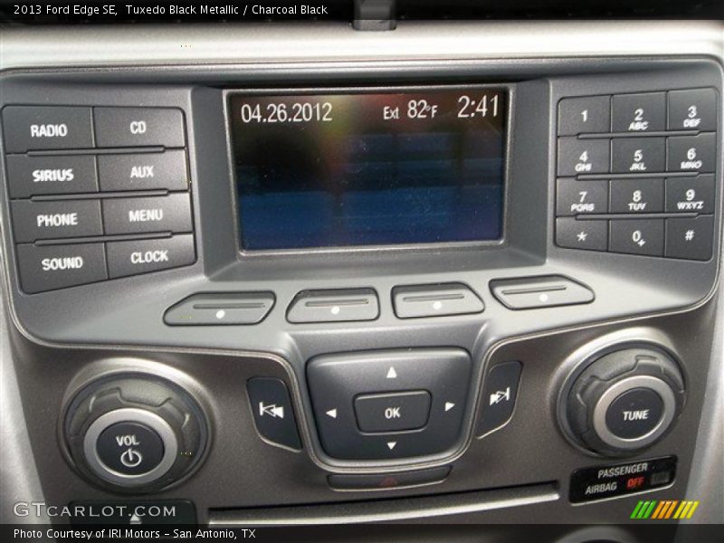 Tuxedo Black Metallic / Charcoal Black 2013 Ford Edge SE