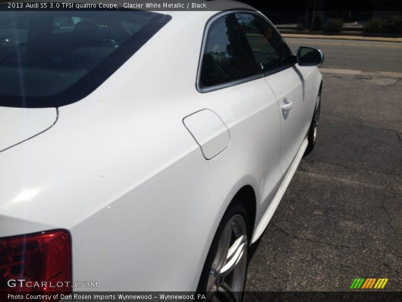 Glacier White Metallic / Black 2013 Audi S5 3.0 TFSI quattro Coupe
