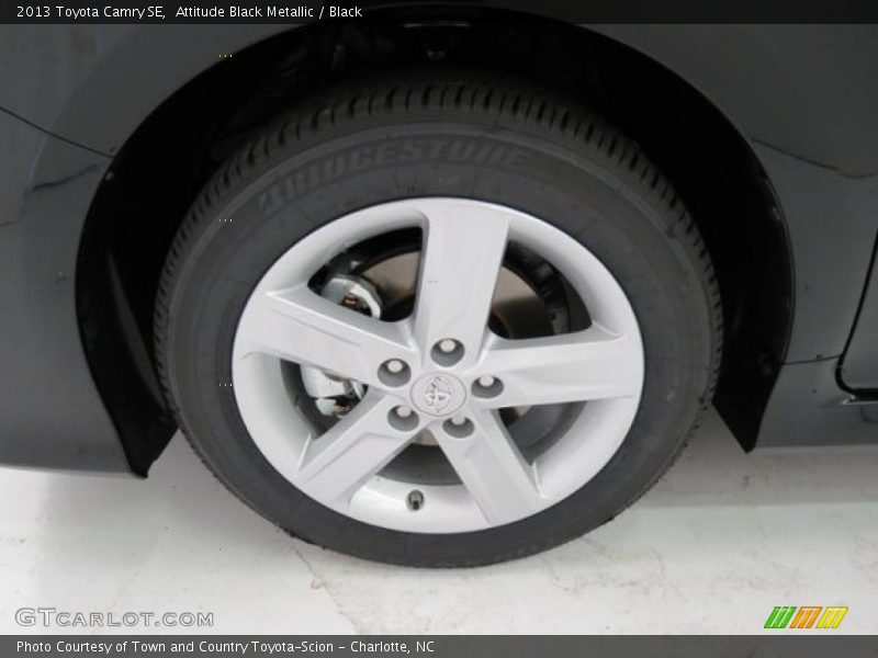 Attitude Black Metallic / Black 2013 Toyota Camry SE